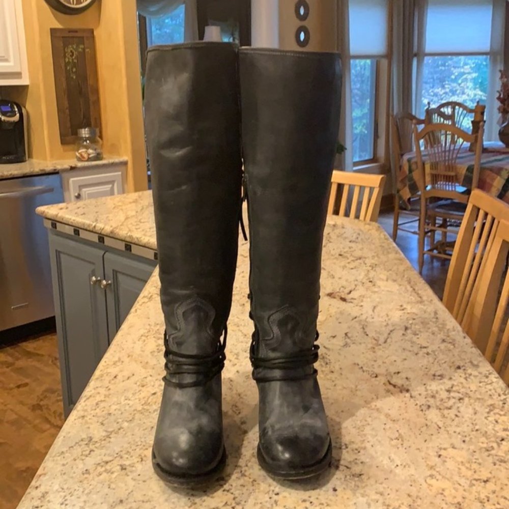 Freebird "COAL" Boots.  Size 8